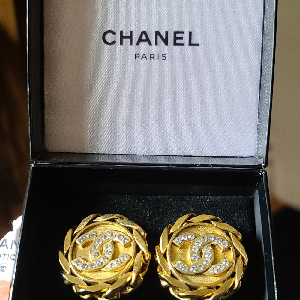 Chanel Vintage rhinestone CC clip on earrings